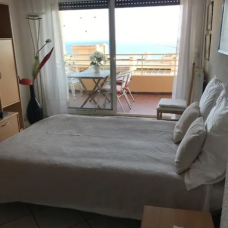아파트 Studio Sea View